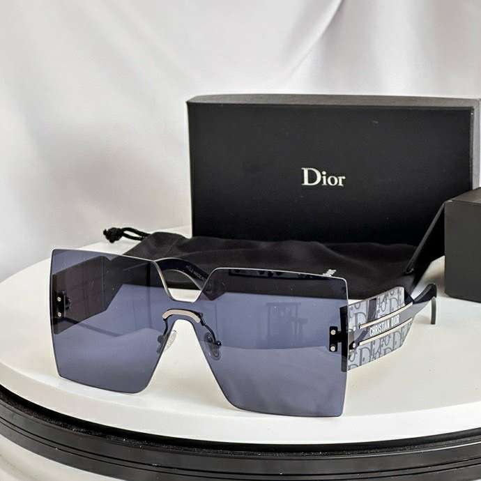 Picture of Dior Sunglasses _SKUfw57302968fw